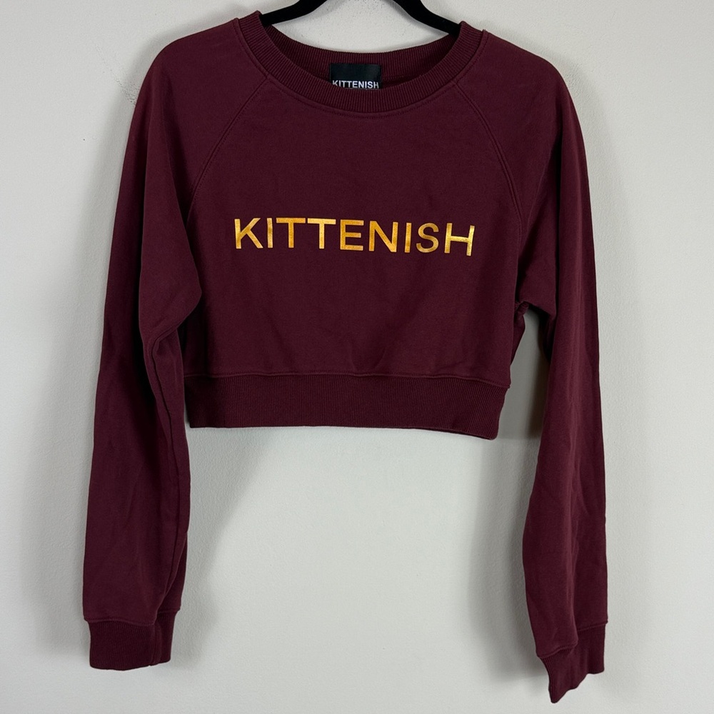 Kittenish Cropped Crewneck Sweatshirt in Burgundy & Gold Size‎ Large